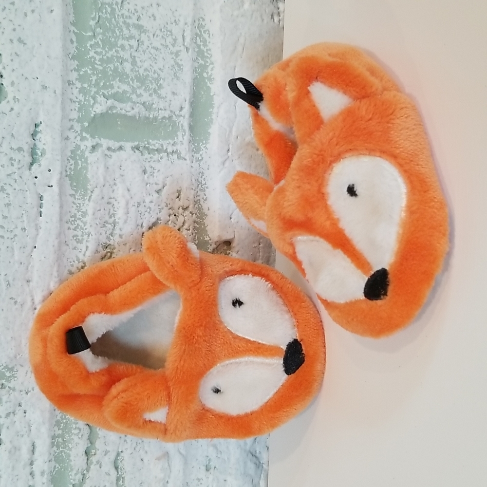 Cute fox slippers, infant size 4
